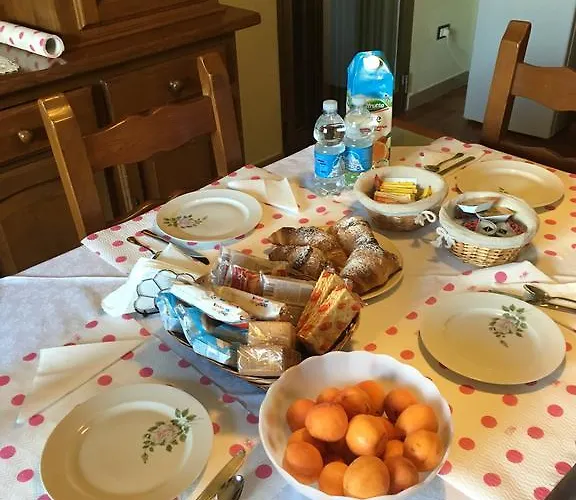 Soleluna فندق مبيت وإفطار بيزا